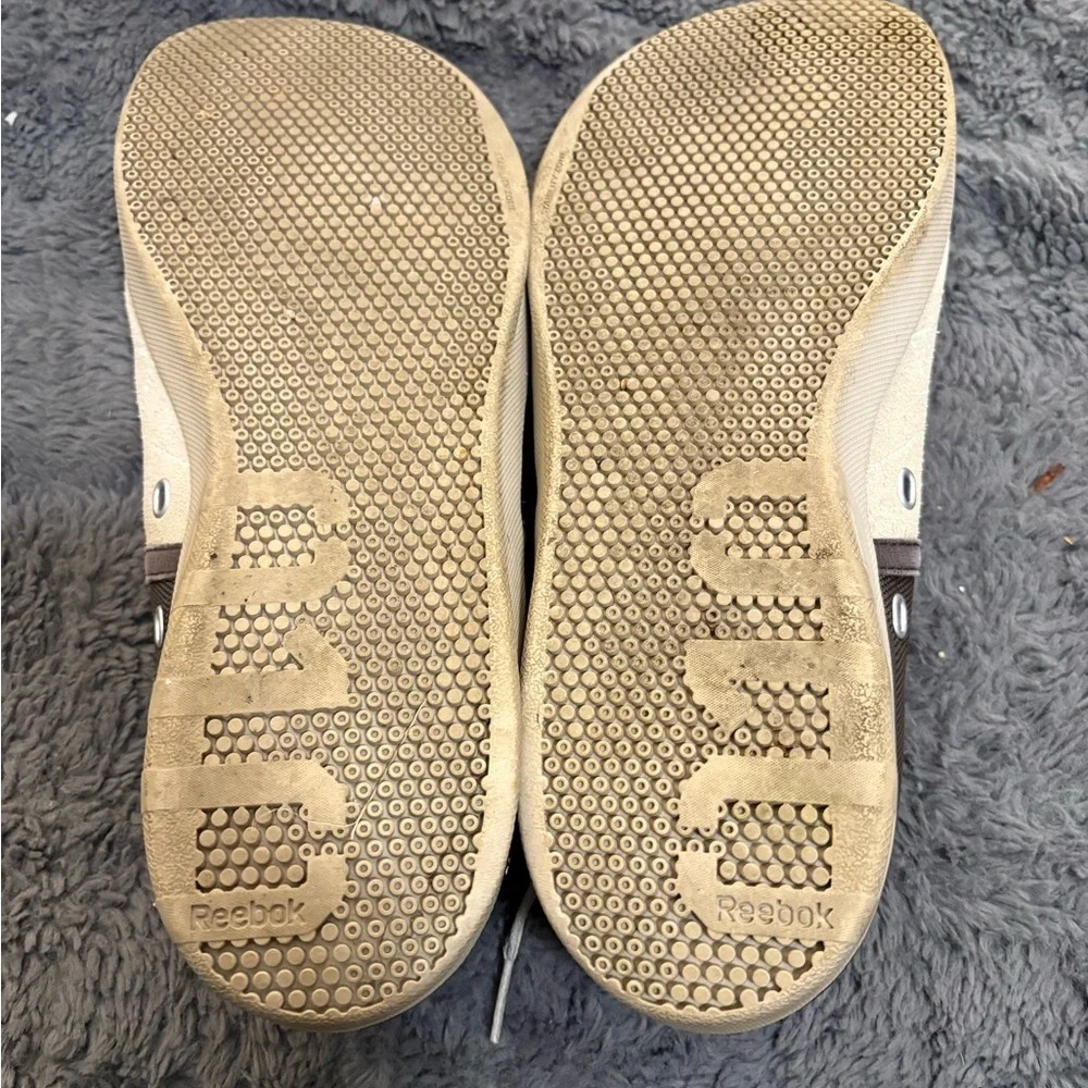 Men’s preowned Reebok Crossfit trainer/casual sneaker. Beige and grey. Size 11 - Picture 6 of 6